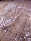 Véu bordado em renda floral