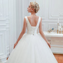 #220 Vestido Princesa Decotado com Cauda