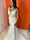 #243 Vestido semi sereia renda