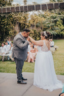 #053 Vestido Império com fenda e decote em V