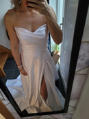 #148 Vestido tomara que caia liso com fenda