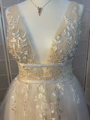 #217 Vestido Império Illusion Decotado com Renda