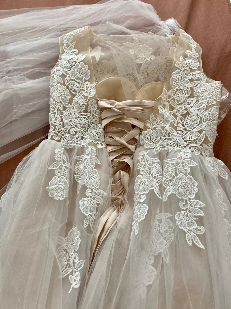 #034 Vestido de noiva imperio em renda